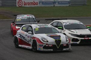 Luigi Ferrara, Alfa Romeo Giulietta TCR, 42 Racing SA