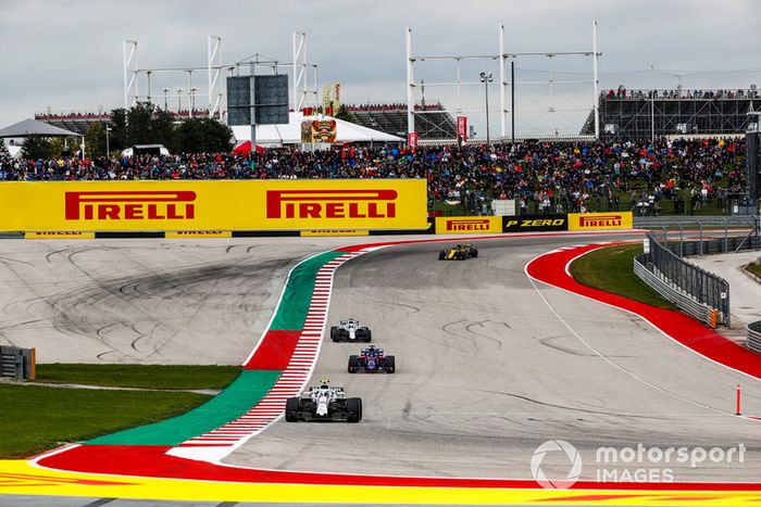 Sergey Sirotkin, Williams FW41, Brendon Hartley, Toro Rosso STR13, Lance Stroll, Williams FW41, y Carlos Sainz Jr., Renault Sport F1 Team R.S. 18