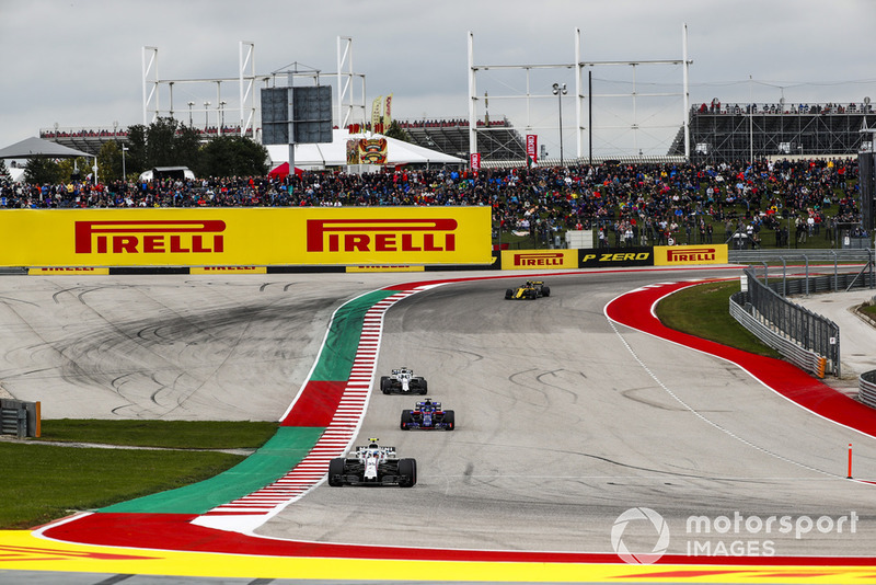 Sergey Sirotkin, Williams FW41, Brendon Hartley, Toro Rosso STR13, Lance Stroll, Williams FW41, y Carlos Sainz Jr., Renault Sport F1 Team R.S. 18