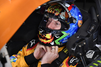 Kyle Busch, Joe Gibbs Racing, Toyota Camry M&M's Halloween