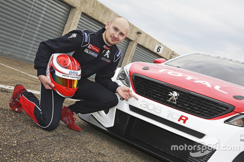 Marko Knab, Editor Motorsport.com Deutschland with the Peugeot 308 TCR