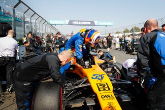 Carlos Sainz Jr., McLaren MCL34