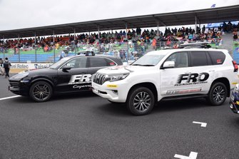 FRO車両贈呈式