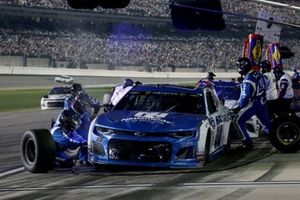 Alex Bowman, Hendrick Motorsports, Chevrolet Camaro Nationwide pit stop