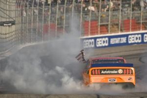 Winner Brad Keselowski, Team Penske, Ford Mustang