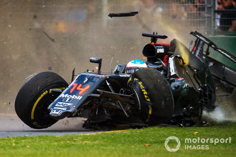 Crash de Fernando Alonso, McLaren MP4-31