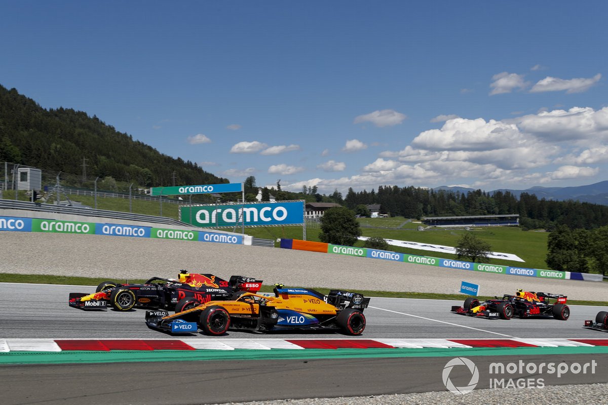 Max Verstappen, Red Bull Racing RB16, Lando Norris, McLaren MCL35, Alex Albon, Red Bull Racing RB16