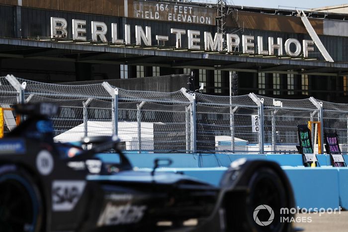 Nyck De Vries, Mercedes Benz EQ, EQ Silver Arrow 01