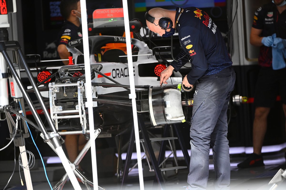 Red Bull Racing RB16B detail