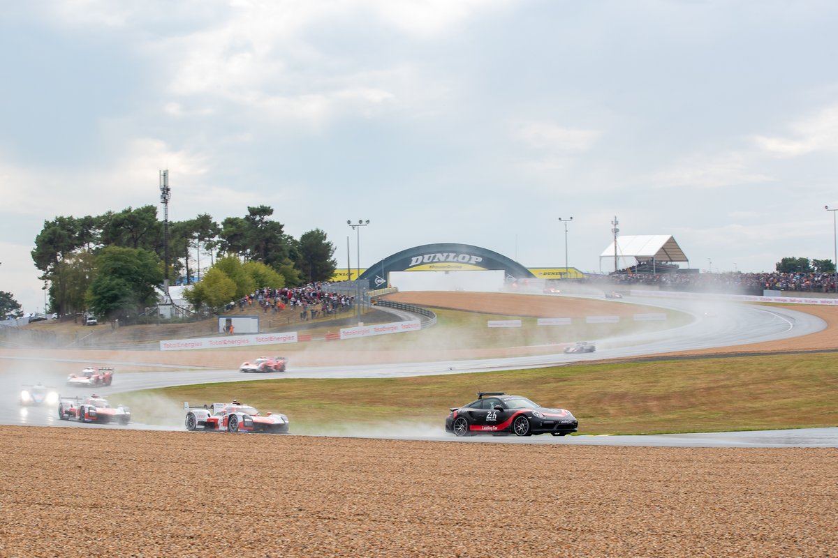 Safety car