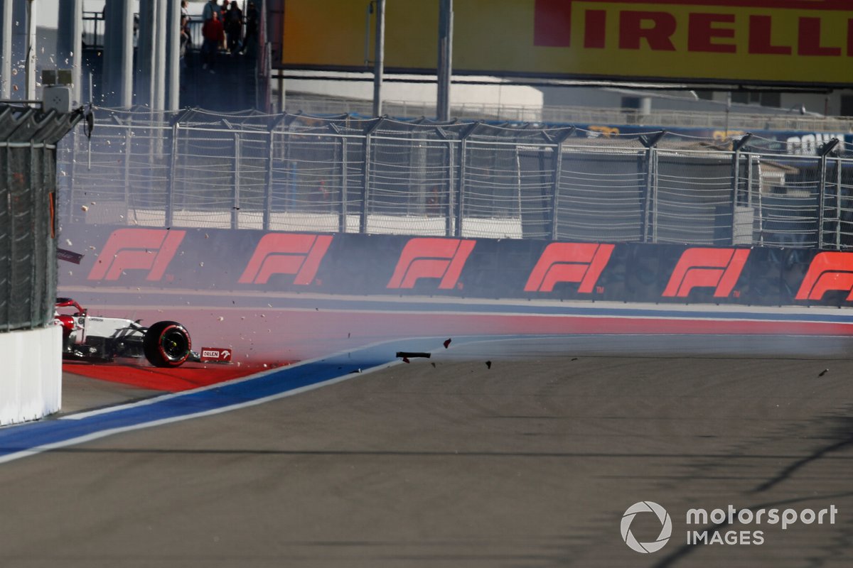 L'incidente di Antonio Giovinazzi, Alfa Romeo Racing C41 durante le prove libere