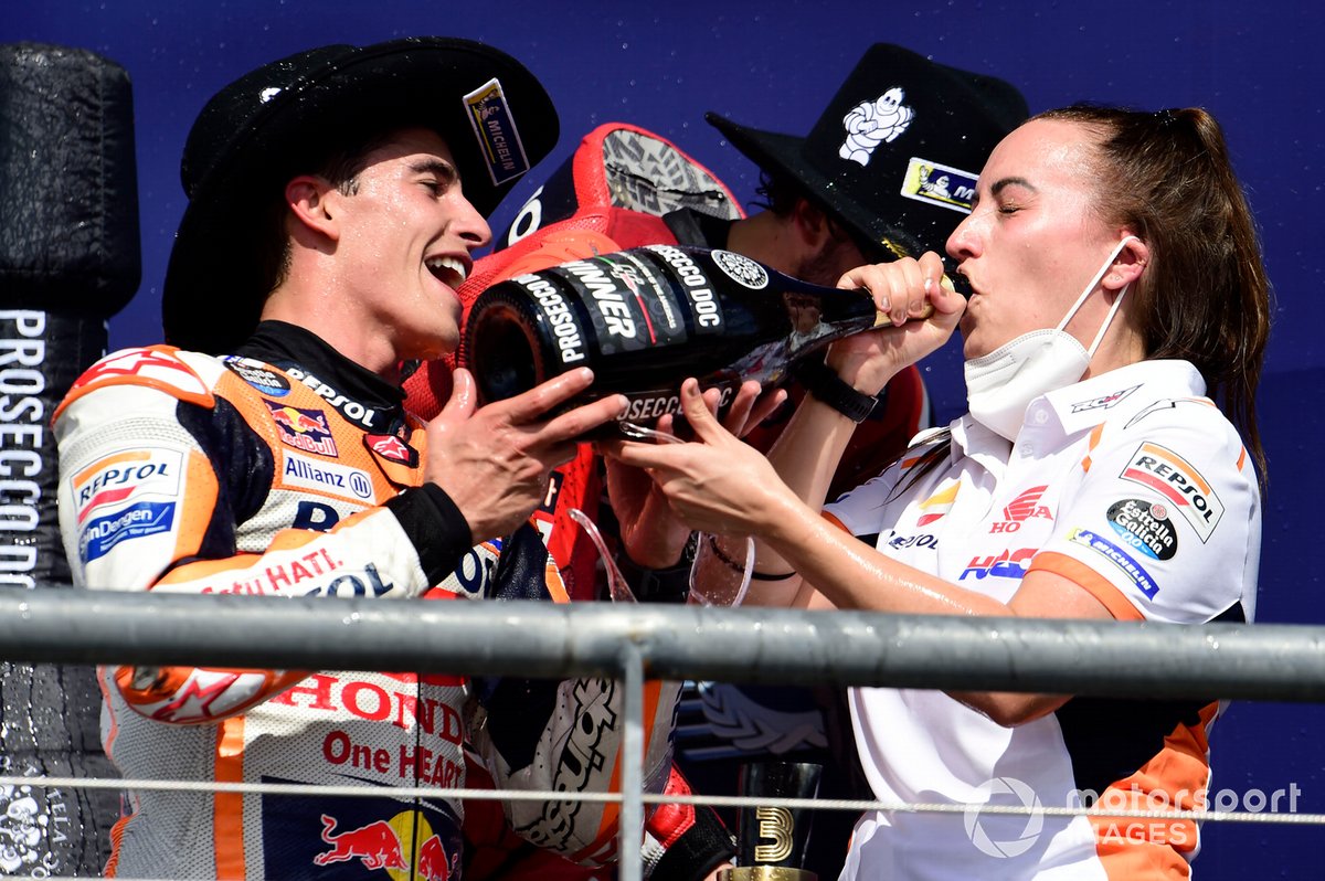 Marc Marquez et Jenny Anderson, son ingénieur données