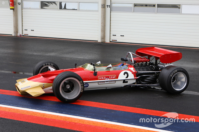 Lotus 49B