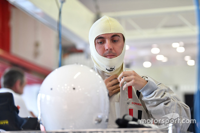 Актер Фрэнки Мунис, пассажир F1 Experiences