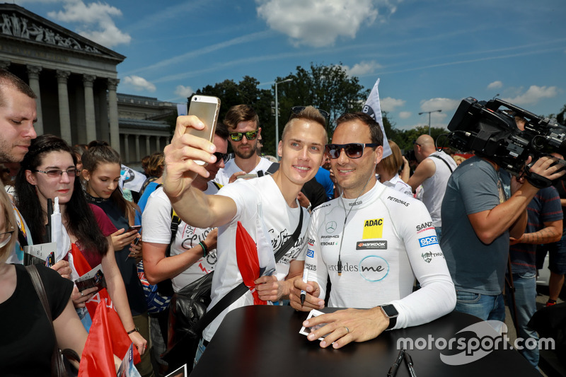 Gary Paffett, Mercedes-AMG Team HWA, Mercedes-AMG C63 DTM with fans
