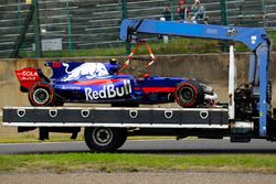 The damaged car of Carlos Sainz Jr., Scuderia Toro Rosso STR12