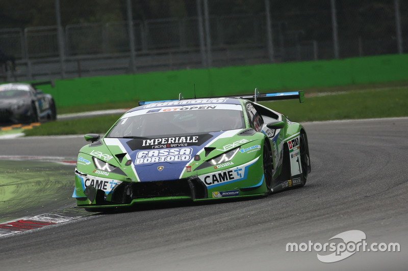 #1 Imperiale Racing Lamborghini Huracan GT3: Thomas Biagi, Raffaele Giammaria