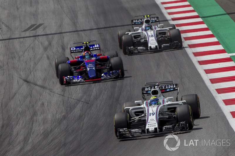 Felipe Massa e a Williams fizeram boa corrida de recuperação após uma classificação desastrosa. Massa saiu de 17º para nono e Lance Stroll de 18º para décimo.