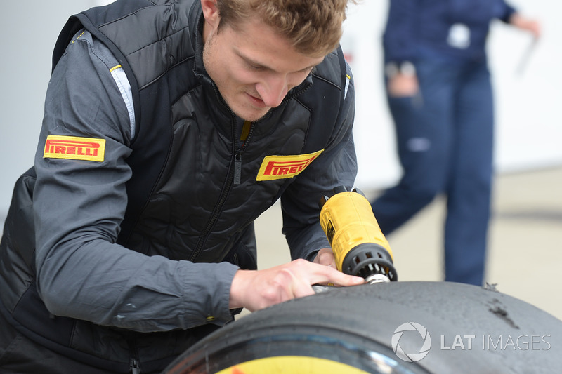 Pirelli mühendisi
