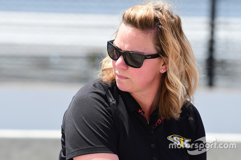 Sarah Fisher chegou a andar em um carro da McLaren no fim de semana do GP dos Estados Unidos, com o apoio de seu patrocinador.