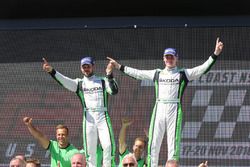 Podium WRC2 : les vainqueurs Esapekka Lappi, Janne Ferm, Skoda Fabia R5