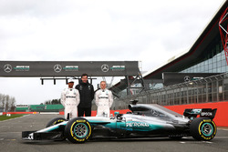 Lewis Hamilton, Mercedes AMG F1, Valtteri Bottas, Mercedes AMG F1, Toto Wolff, Mercedes AMG F1 Shareholder and Executive Director