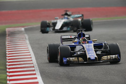 Pascal Wehrlein, Sauber C36, leads Valtteri Bottas, Mercedes AMG F1 W08