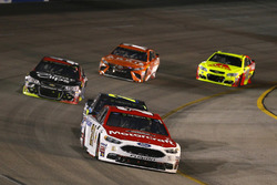 Ryan Blaney, Wood Brothers Racing Ford, Erik Jones, Furniture Row Racing Toyota