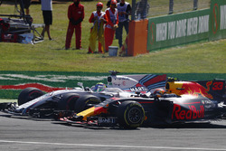 Felipe Massa, Williams FW40, battles, Max Verstappen, Red Bull Racing RB13