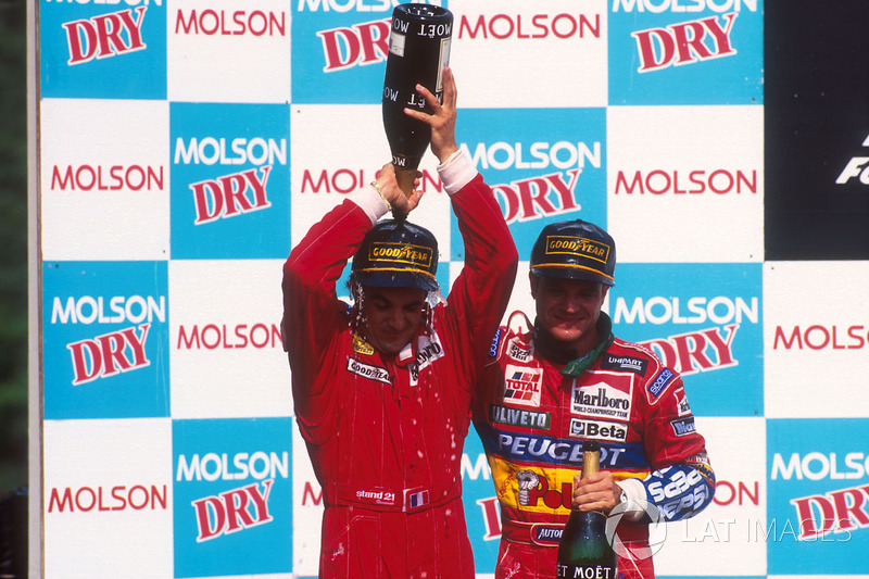 Podyum: Yarış galibi Jean Alesi, Ferrari, 2. Rubens Barrichello, Jordan