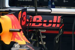 Red Bull Racing RB13 rear wing detail