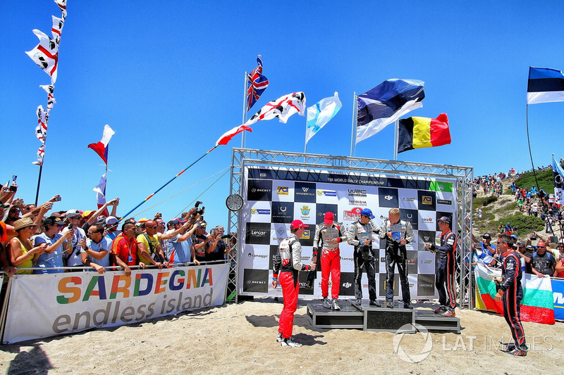 Podium: second place Jari-Matti Latvala, Miikka Anttila, Toyota Yaris WRC, Toyota Racing, Winners Ott Tänak, Martin Järveoja, M-Sport, Ford Fiesta WRC, third place Thierry Neuville, Nicolas Gilsoul, Hyundai Motorsport, Hyundai i20 Coupe WRC