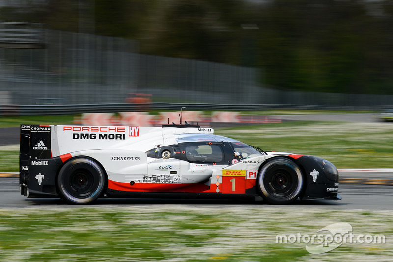 #1 Porsche Team Porsche 919 Hybrid: Neel Jani, Andre Lotterer, Nick Tandy