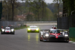 #8 Toyota Gazoo Racing Toyota TS050 Hybrid: Anthony Davidson, Nicolas Lapierre, Kazuki Nakajima