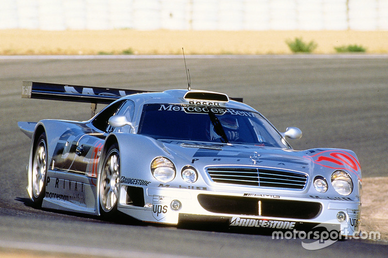 #10 AMG Mercedes-Benz CLK-GTR: Алессандро Нанннини, Марсель Тиманн