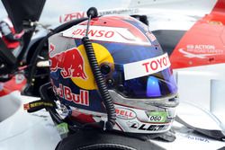 Helm van Sébastien Buemi, Toyota Gazoo Racing