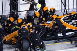 Fernando Alonso, McLaren MCL32