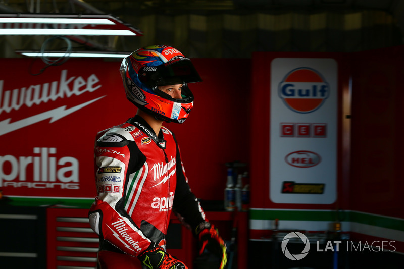 Lorenzo Savadori, Milwaukee Aprilia