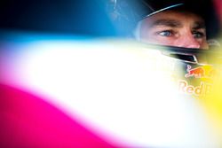 Shane van Gisbergen, Triple Eight Race Engineering Holden