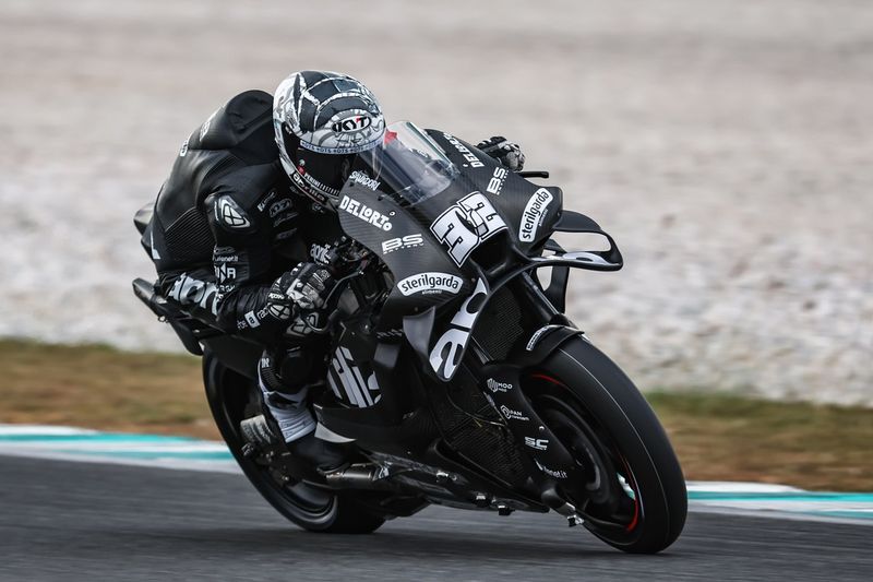 Lorenzo Savadori, Aprilia Racing