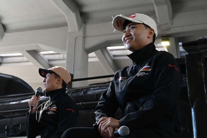 野尻智紀、岩佐歩｜京都鉄道博物館