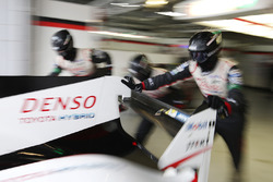 #6 Toyota Racing Toyota TS050 Hybrid: Stéphane Sarrazin, Mike Conway, Kamui Kobayashi