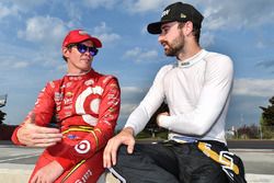 Scott Dixon, Chip Ganassi Racing Chevrolet, James Hinchcliffe, Schmidt Peterson Motorsports Honda