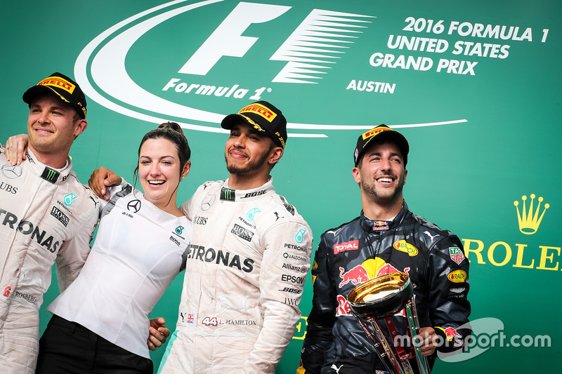 Nico Rosberg, Mercedes AMG Petronas F1 W07 Victoria Vowles, Lewis Hamilton, Mercedes AMG F1 W07 and Daniel Ricciardo, Red Bull Racing RB12