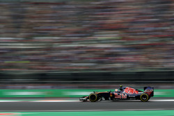 Carlos Sainz Jr., Scuderia Toro Rosso STR11