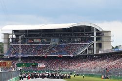 The grid before the start of the race