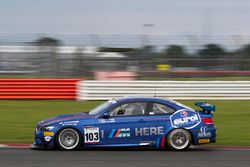 #103 Las Moras Racing Team, BMW M3 GT4: Liesette Braams, Frans Verschuur