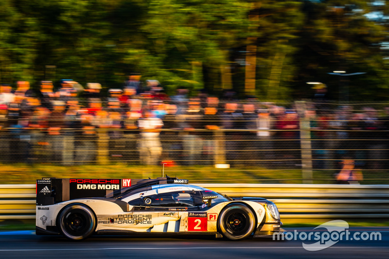 #2 Porsche Team Porsche 919 Hybrid: Romain Dumas, Neel Jani, Marc Lieb