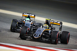 Sergio Pérez, Sahara Force India F1 VJM09 lidera a Nico Hulkenberg, Sahara Force India F1 VJM09