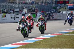 Jonathan Rea, Kawasaki Racing Team, Chaz Davies, Aruba.it Racing - Ducati Team et Tom Sykes, Kawasaki Racing Team